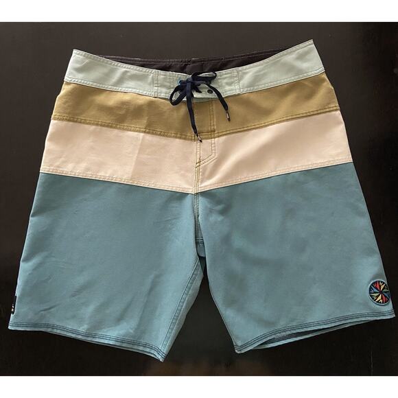 QUIKSILVER Multi-Colored 21” Boardshorts Mens sz 36 - Picture 1 of 11